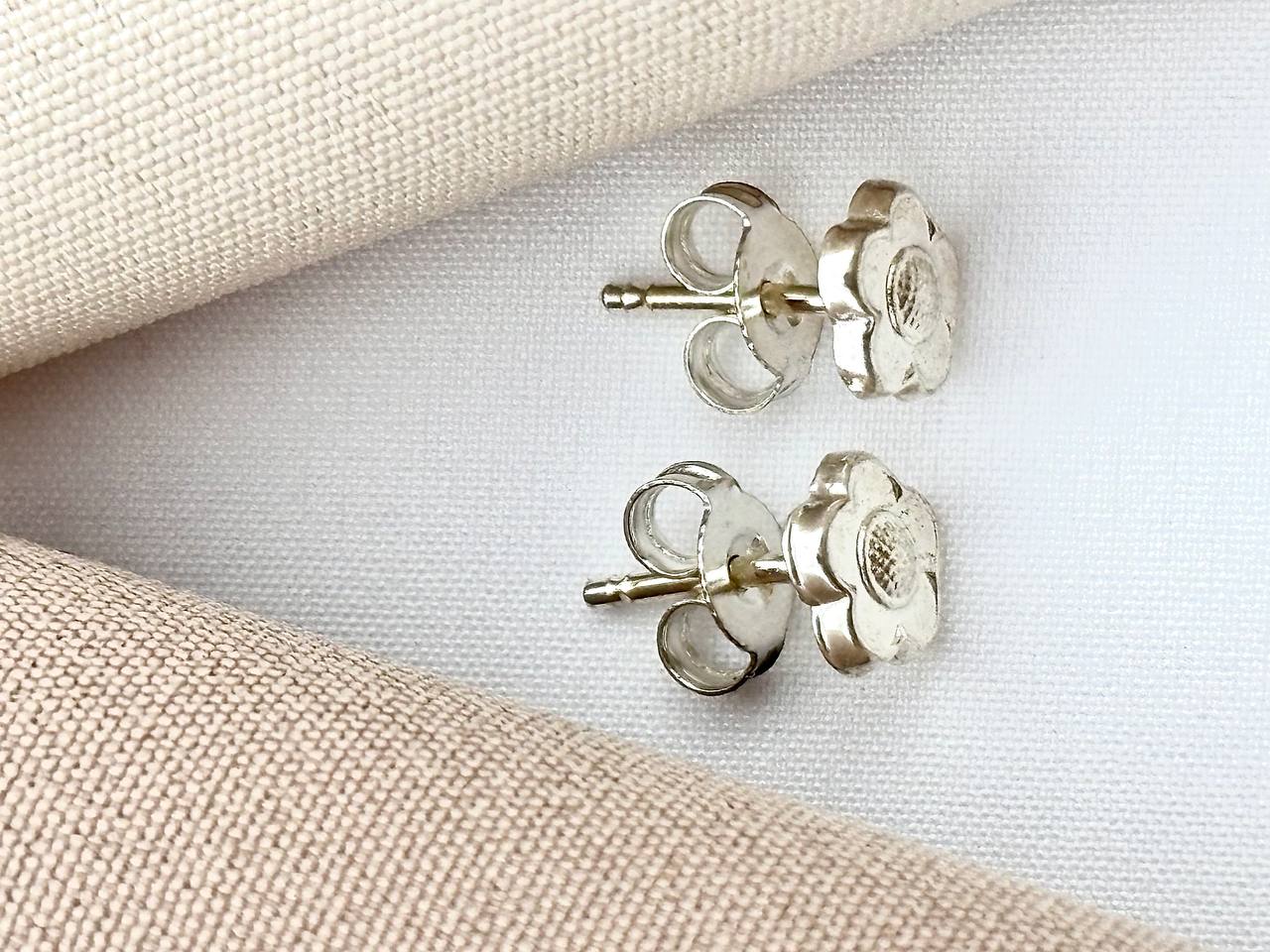 Aretes Petalo de Plata 925