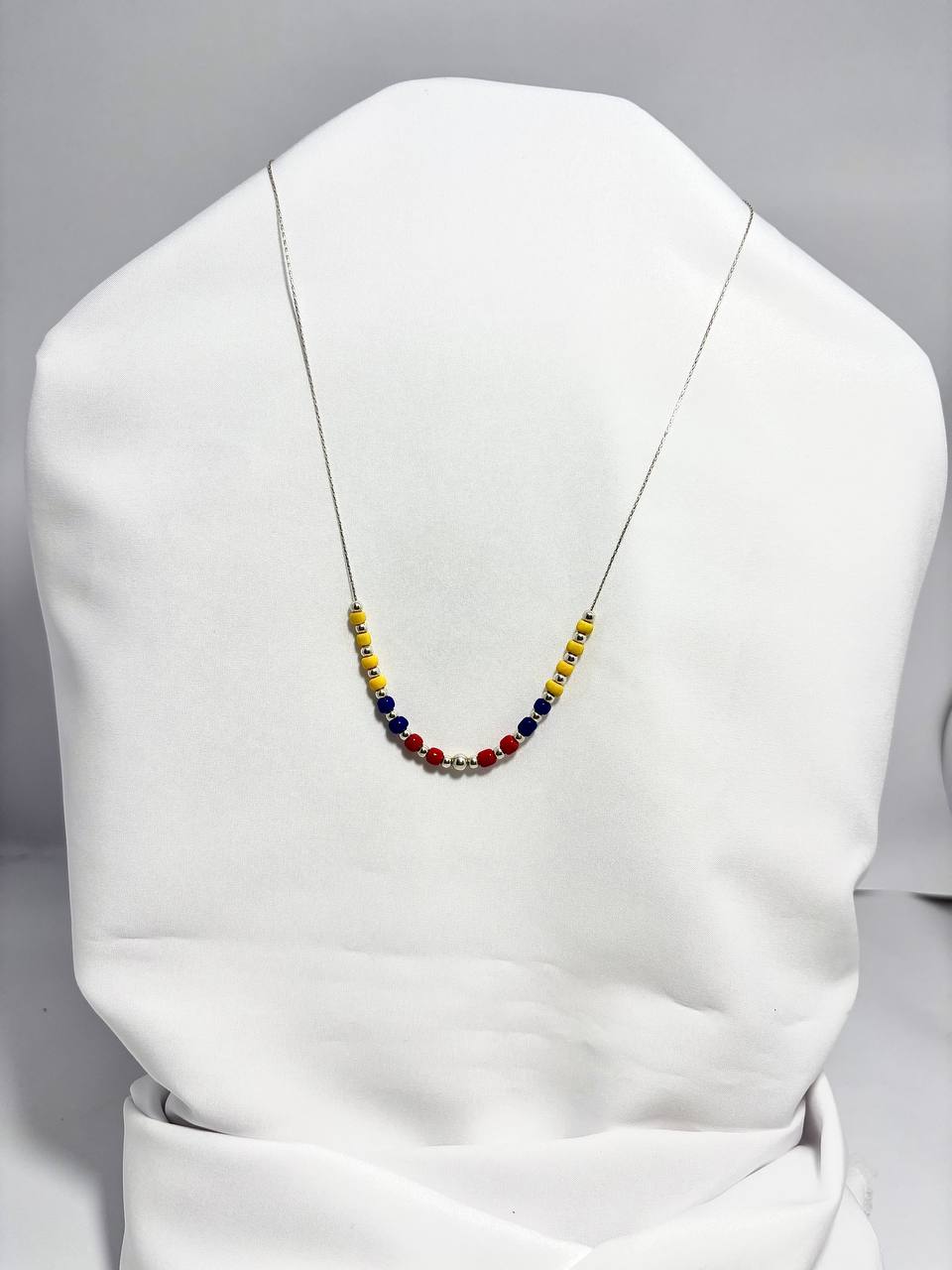 Cadena Colombia en Plata